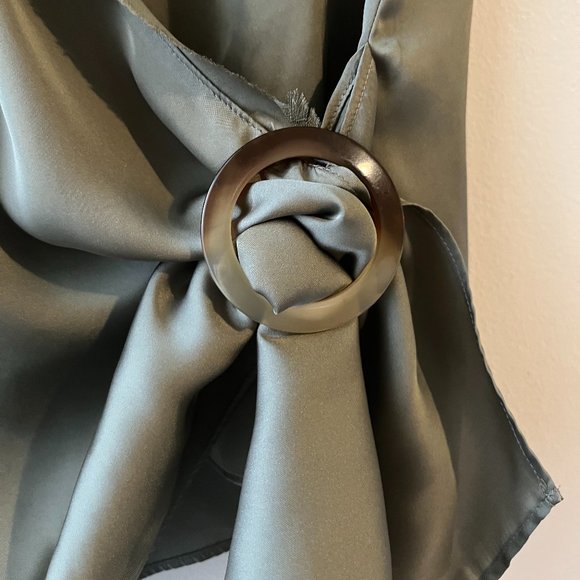 Zara Basics Olive Green Wrap Top with Tortoiseshell Detail - Picture 3 of 4